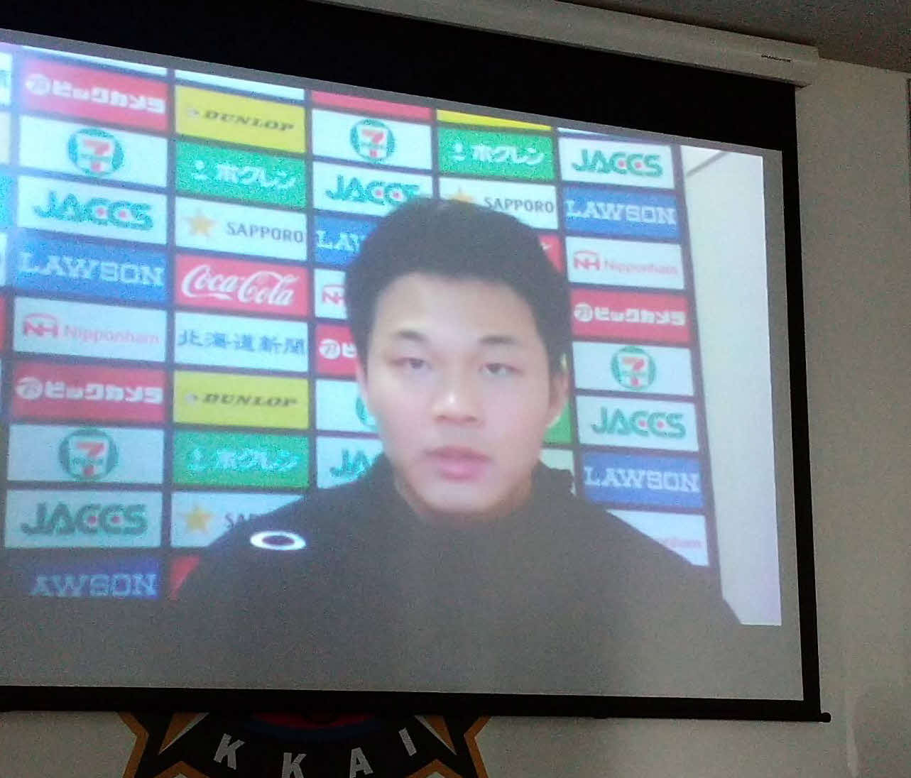 オンライン取材に応じる日本ハム王柏融
