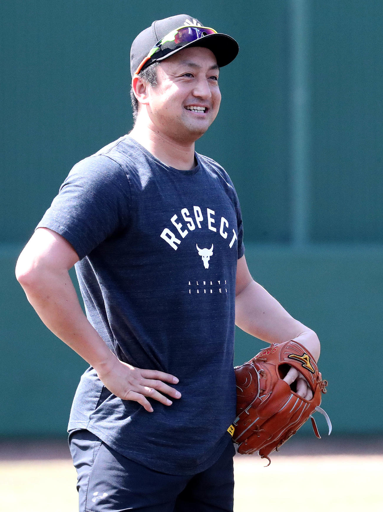 個人調整練習で笑顔を見せる巨人沢村（提供：読売巨人軍）