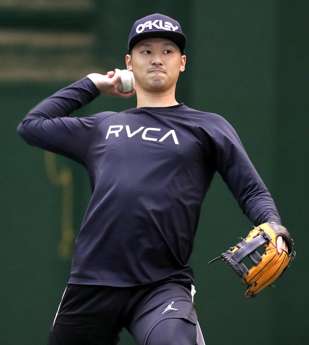 個人調整練習に臨んだ巨人吉川尚