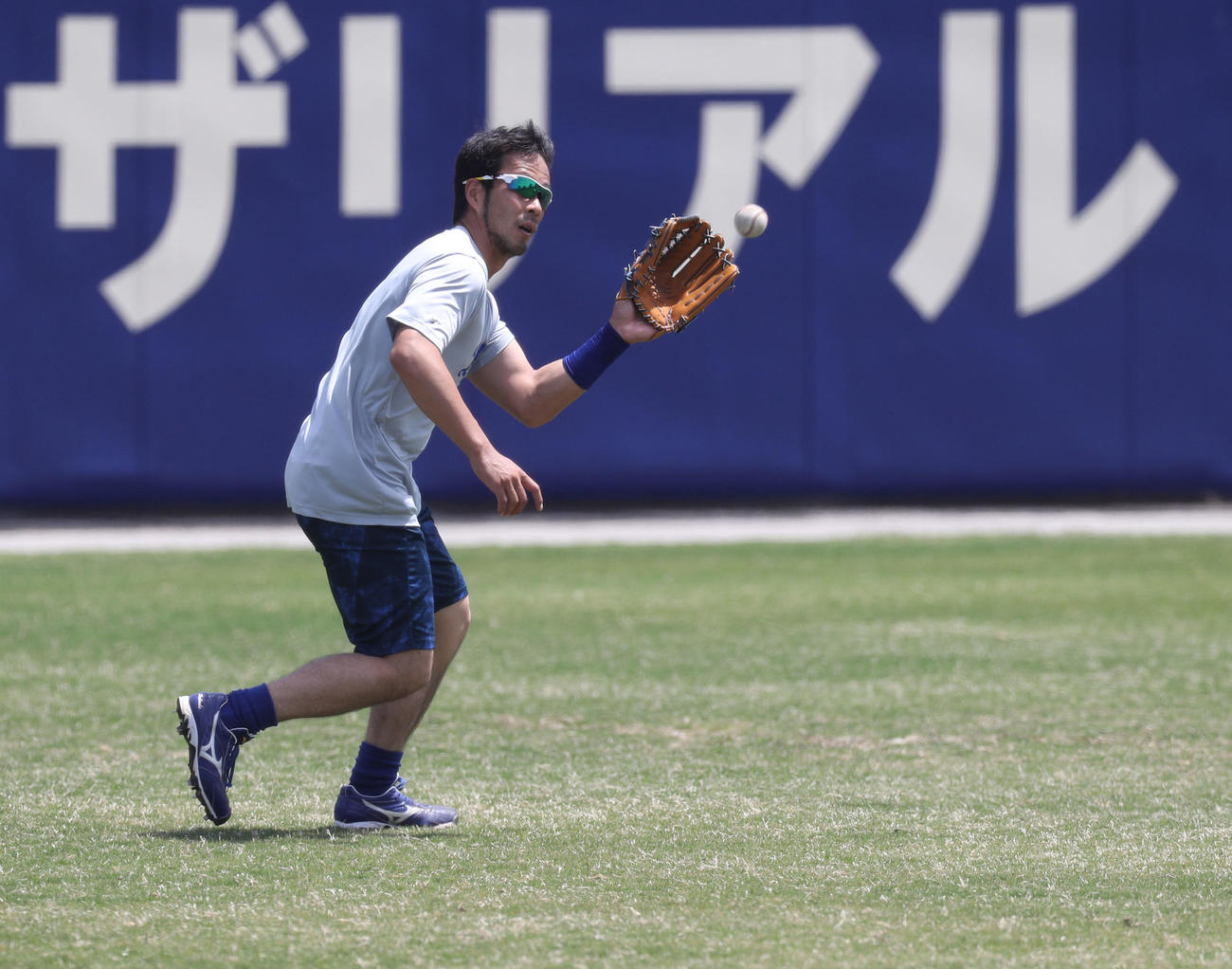 ノックを受ける福田永将