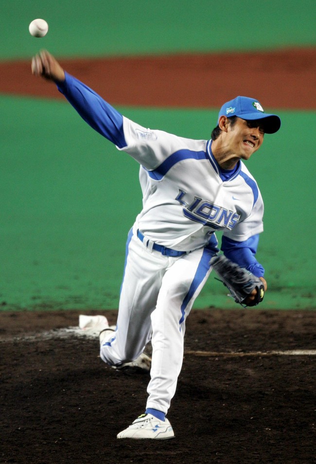 力投する西武西口