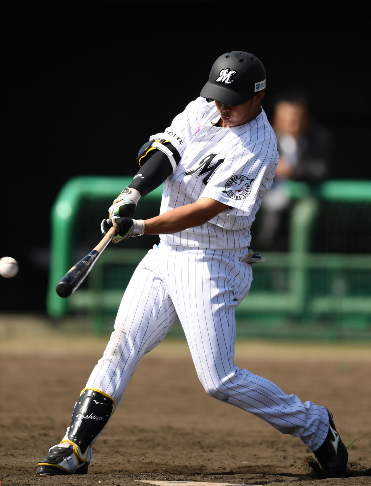 ロッテ佐藤都志也（2020年2月6日撮影）