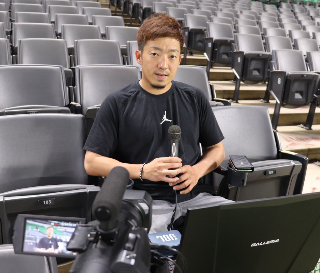 オンラインで取材に応じるソフトバンク嘉弥真新也（球団提供）