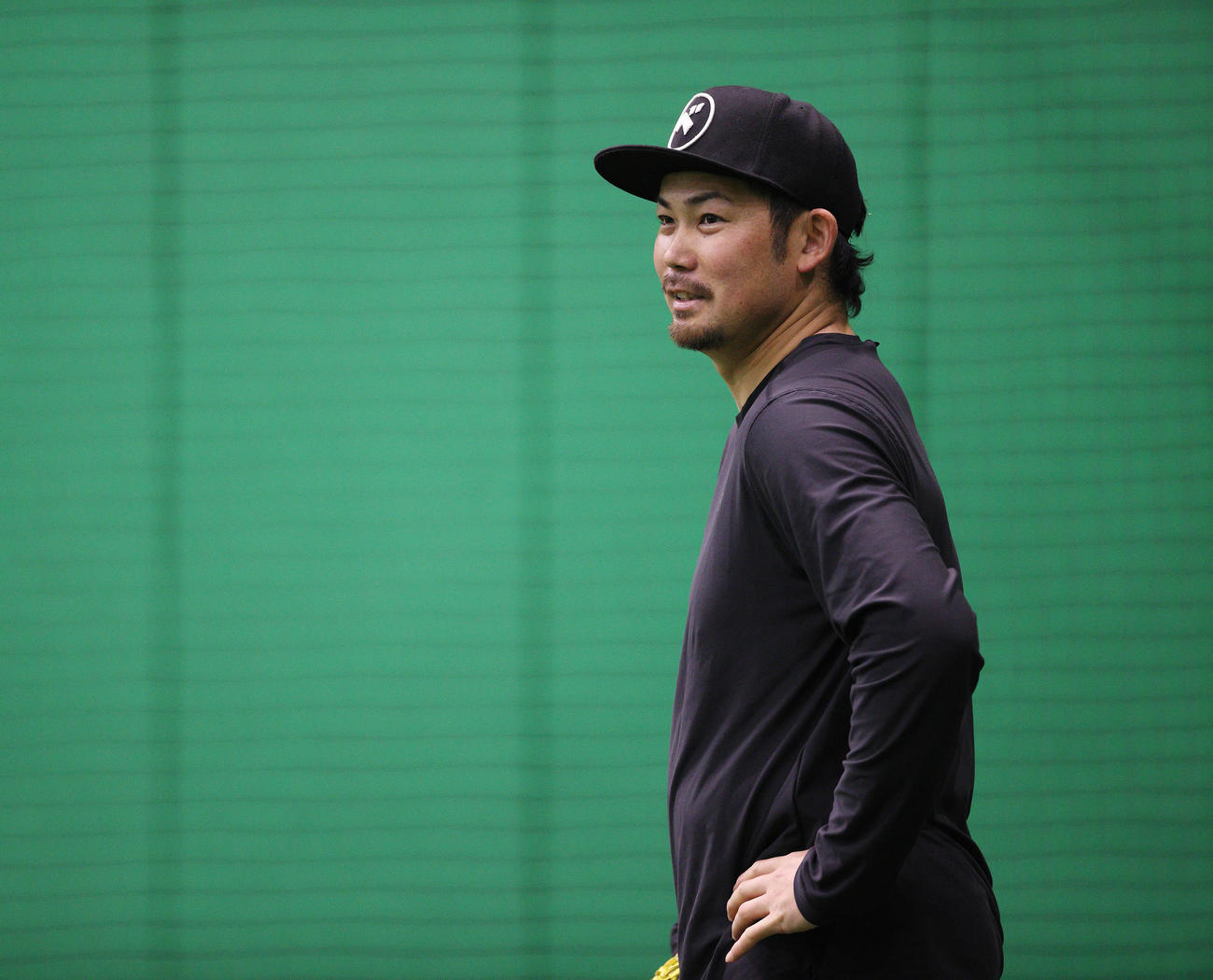 自主練習を行う岩田稔（球団提供）