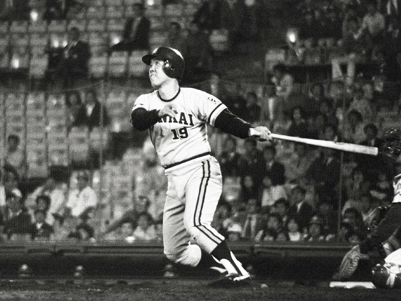 史上2人目の通算600号を放つ野村克也（1975年5月22日撮影）