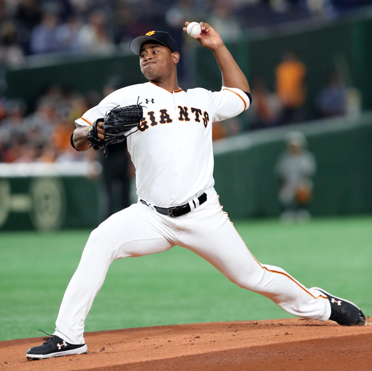 巨人メルセデス（2019年10月10日撮影）