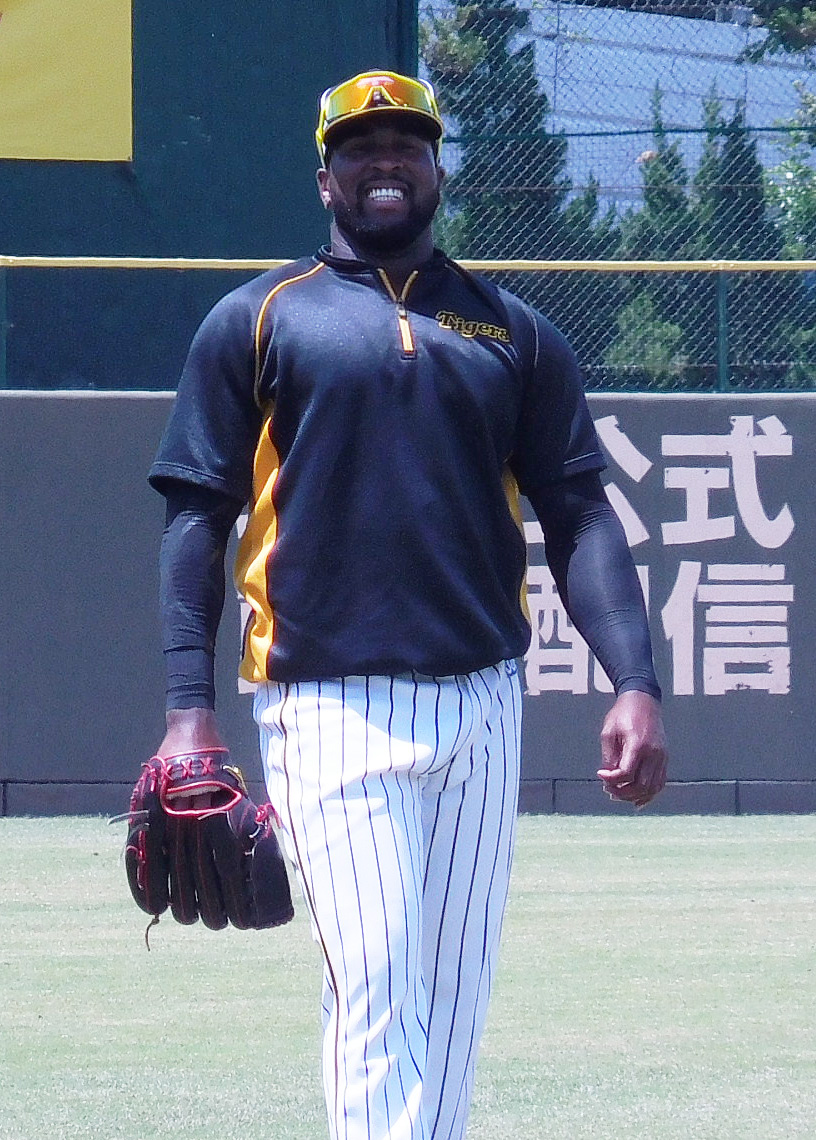 鳴尾浜で集合練習を行うガルシア（球団提供）