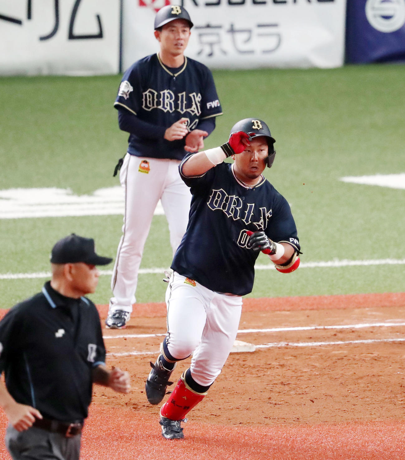 紅白戦　3回表紅組1死一、二塁、大下は左越えに3点本塁を放つ（撮影・加藤哉）