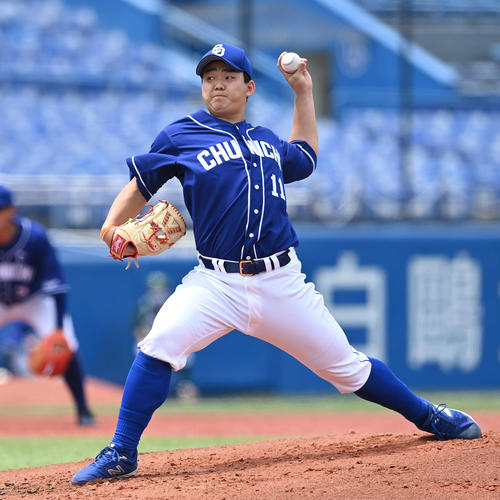 ヤクルト対中日　先発し力投する中日小笠原（撮影・鈴木みどり）