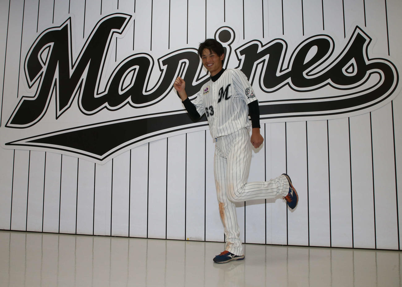 支配下登録が決まったロッテ和田康士朗外野手（球団提供）