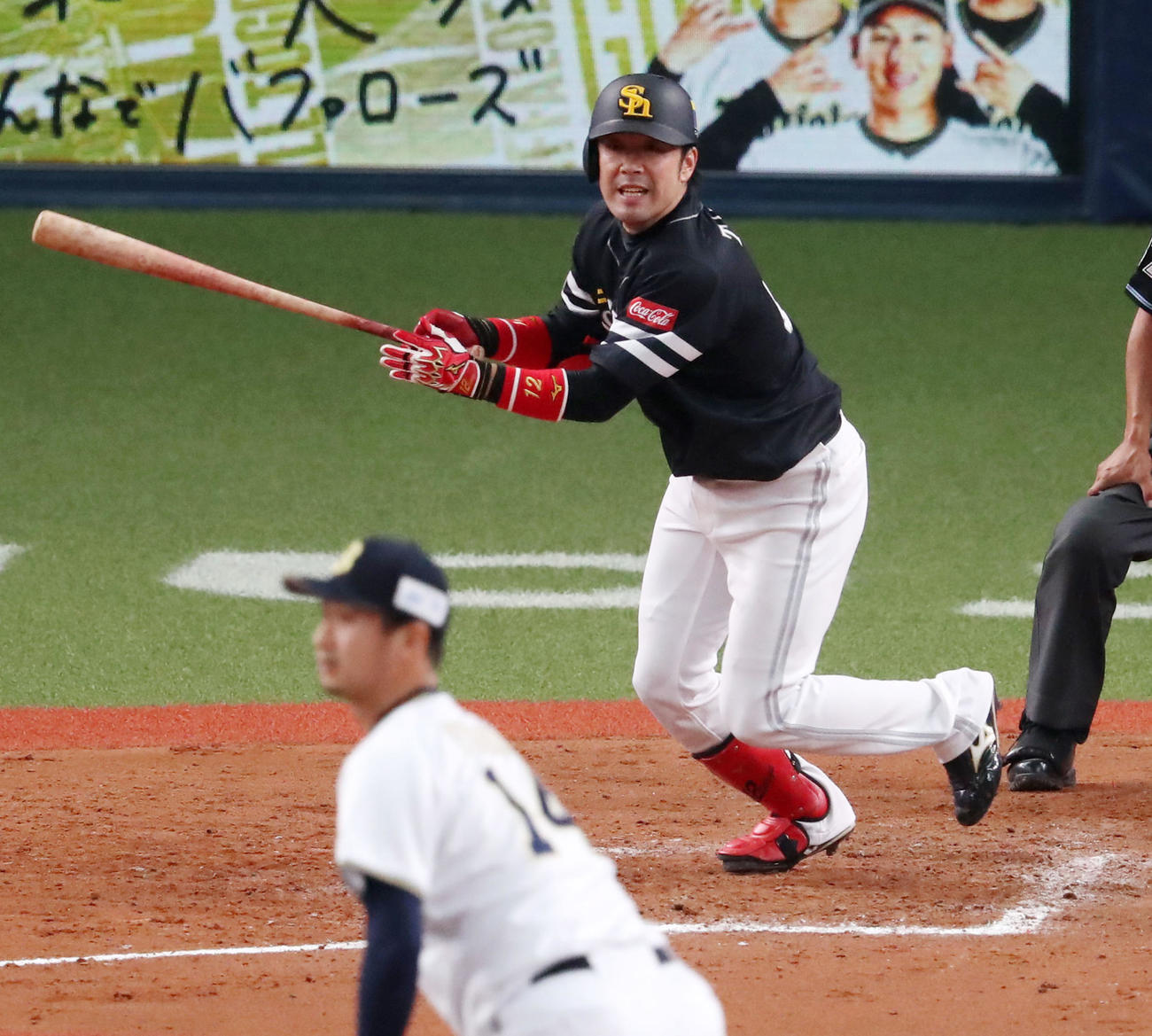 オリックス対ソフトバンク（練習試合）9回表ソフトバンク1死二塁、高谷裕亮は中前適時打を放つ（撮影・加藤哉）