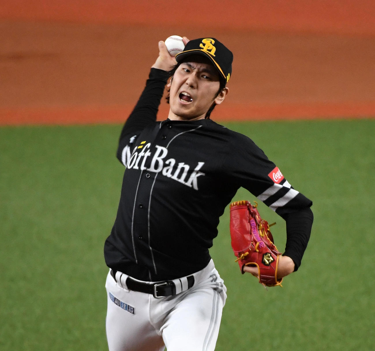オリックス対ソフトバンク　ソフトバンク先発の石川（撮影・前岡正明）