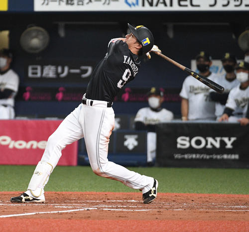 オリックス対シフトバンク 5回表ソフトバンク無死、柳田はソロ本塁打を放つ(撮影・渦原淳)
