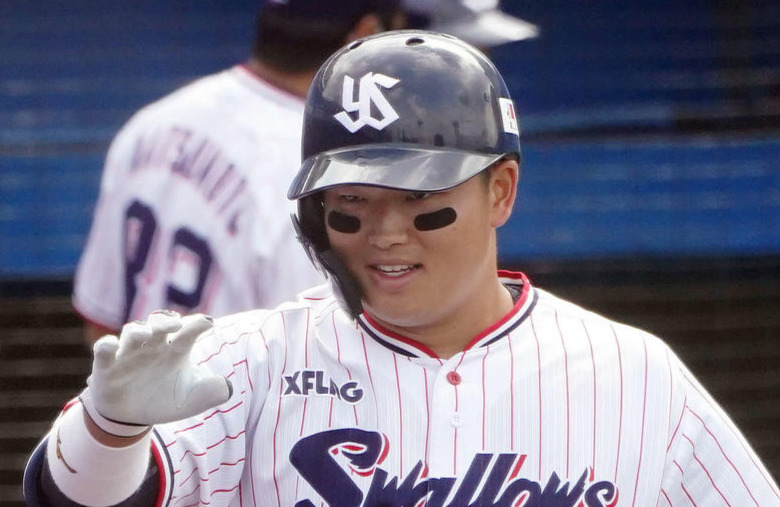 ヤクルト村上（20年6月撮影）