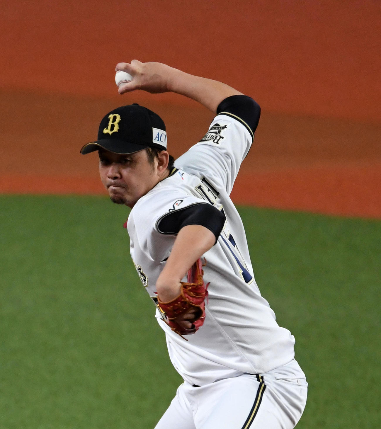 オリックス対ソフトバンク　オリックス先発の荒西（撮影・前岡正明）