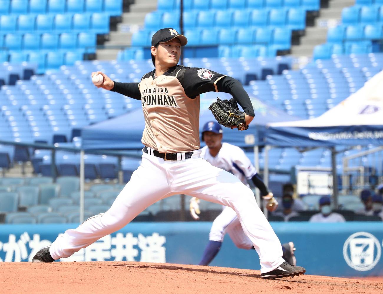DeNA対日本ハム　日本ハム先発の有原（撮影・黒川智章）