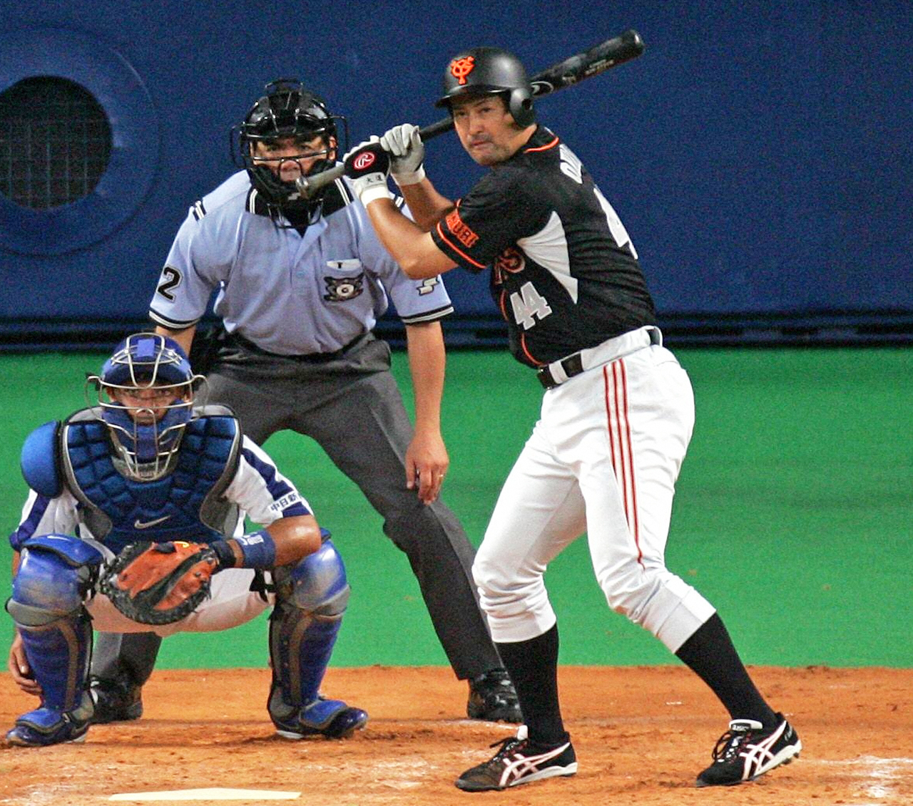 打撃フォームのクセが強い元巨人大道典嘉氏（2007年）