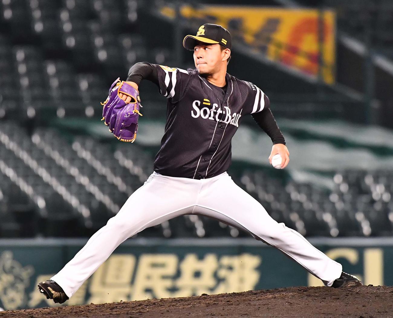 阪神対ソフトバンク　ソフトバンク2番手の古谷（撮影・上田博志）
