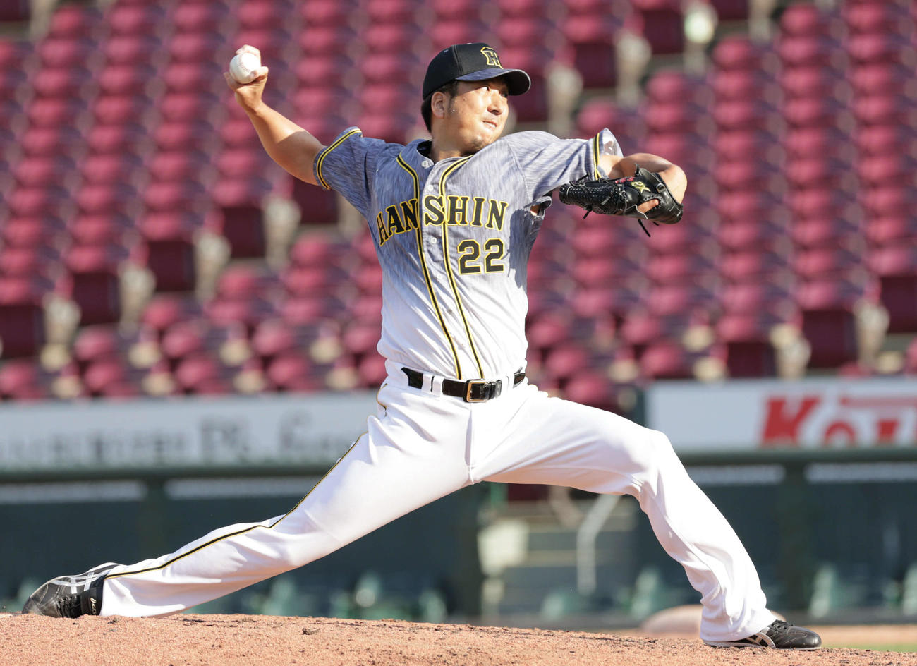 練習試合広島対阪神　9回裏広島、阪神藤川球（撮影・加藤孝規）