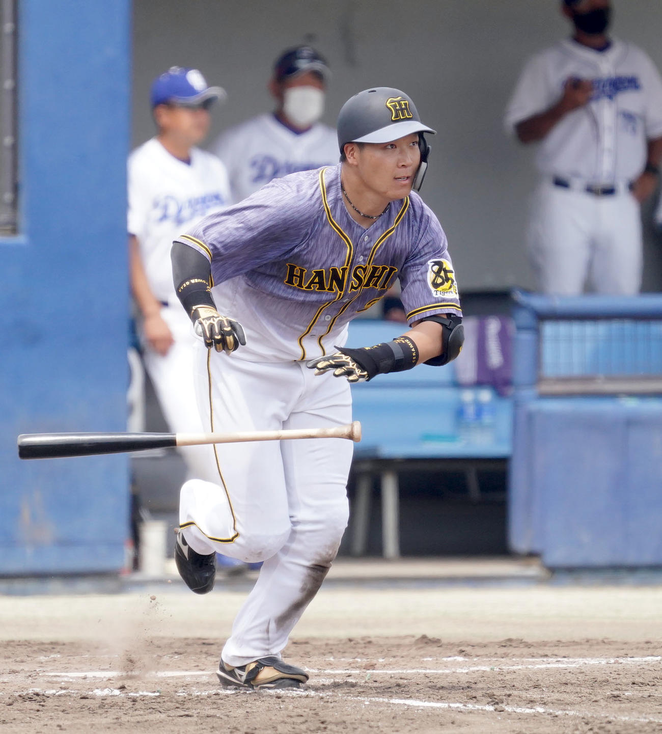中日対阪神　3回表阪神1死二塁、大山は右前適時打を放つ（撮影・森本幸一）