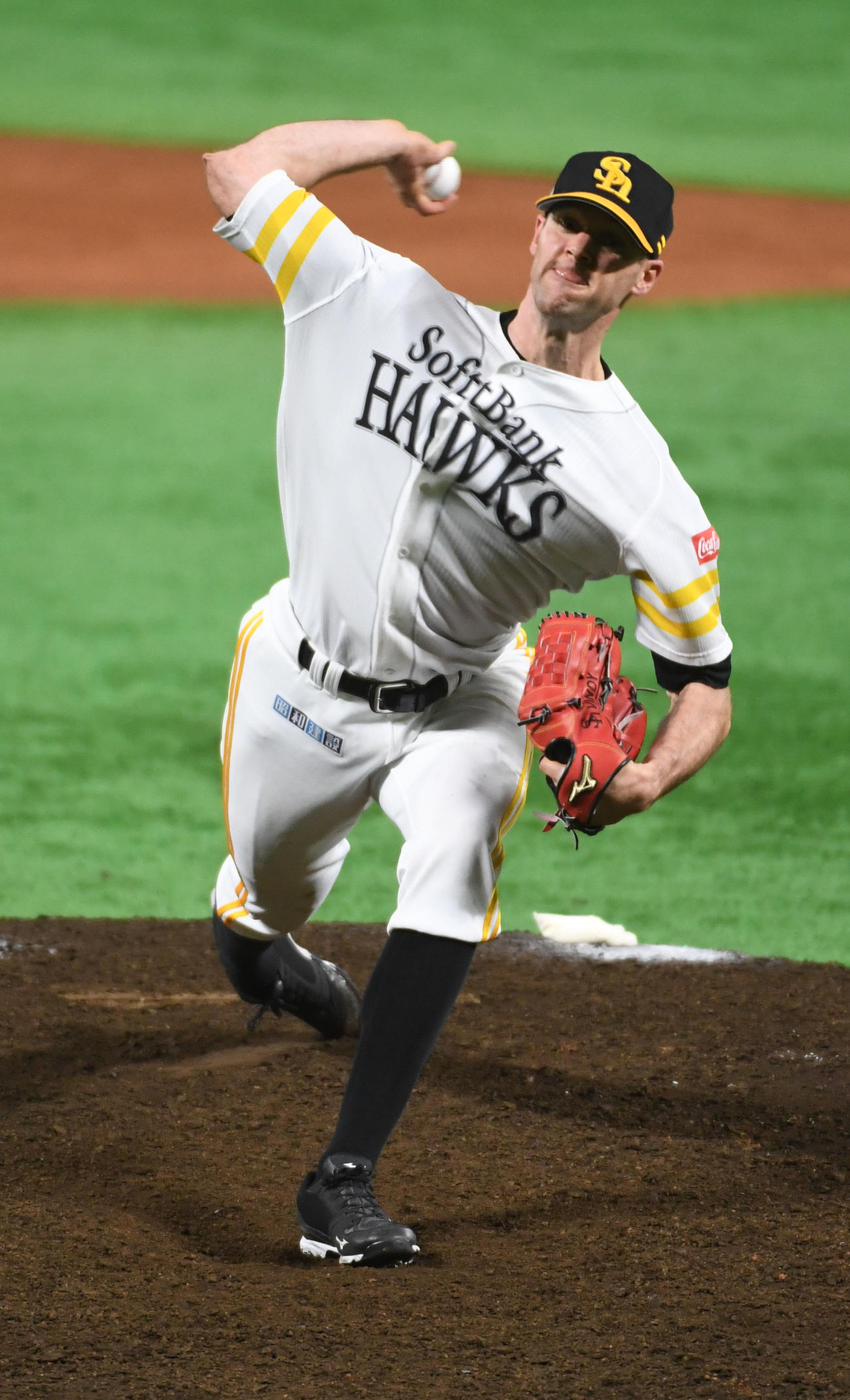 6回表からマウンドに上がったリック・バンデンハークは4イニングを無失点に抑える（撮影・今浪浩三）