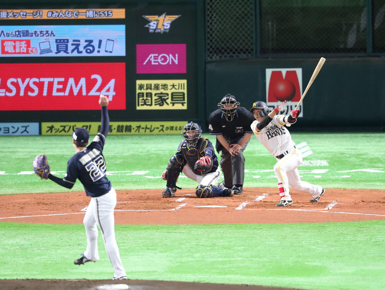 ソフトバンク対オリックス　1回裏ソフトバンク1死、今宮健太は右前安打を放つ（撮影・梅根麻紀）