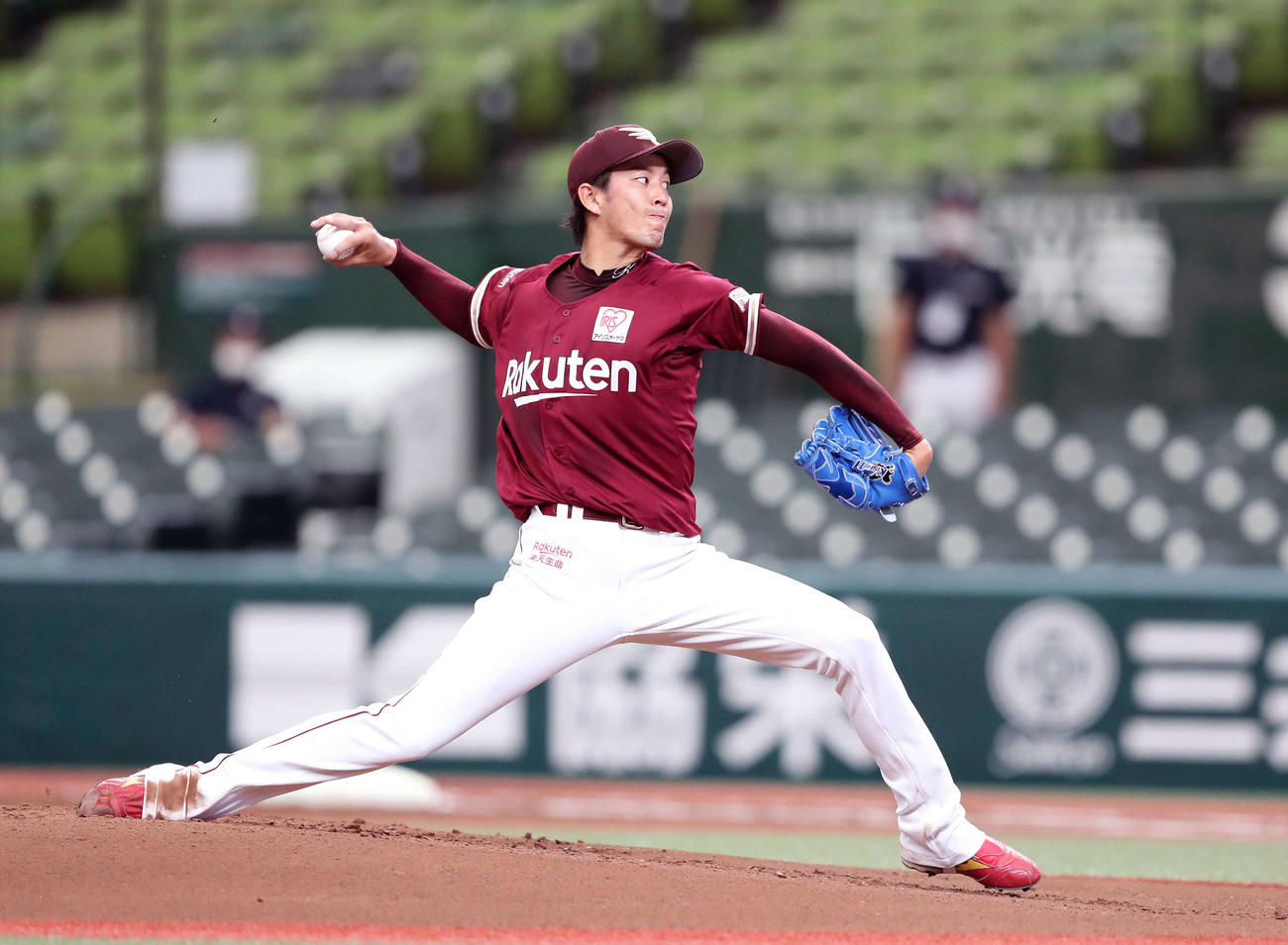 西武対楽天　先発し力投する楽天岸（撮影・鈴木正人）