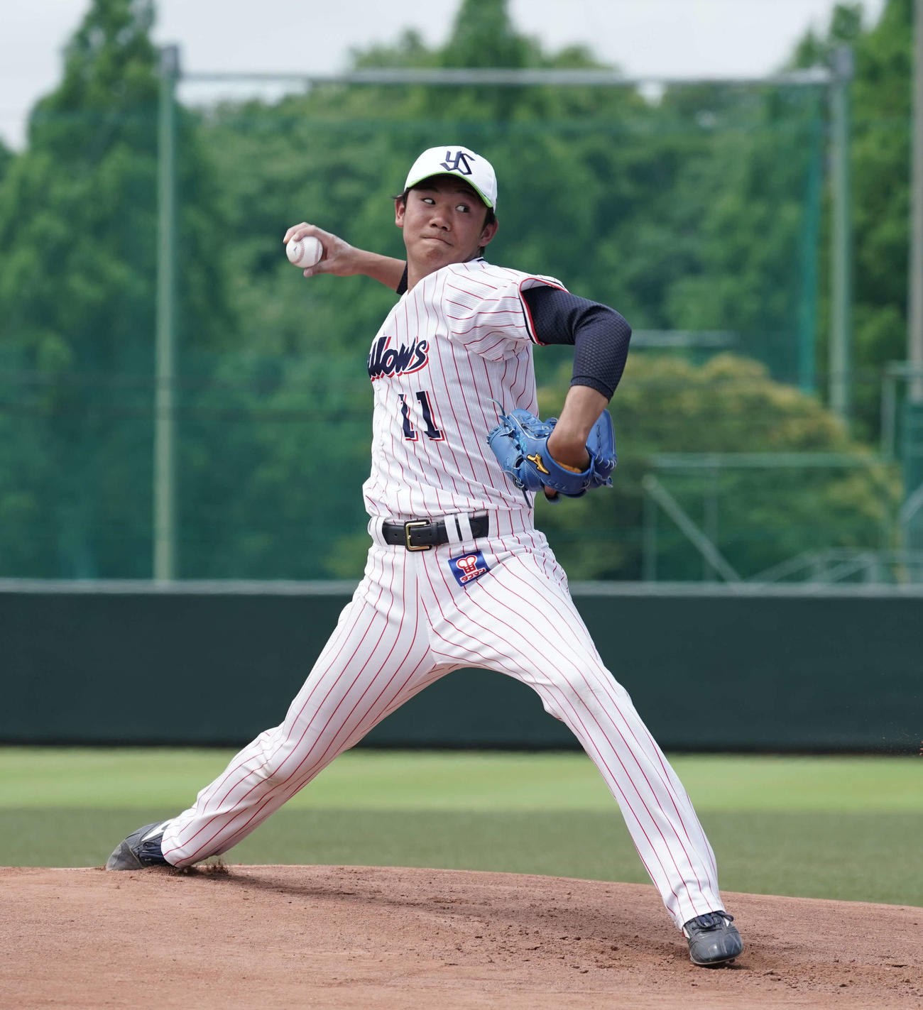 シート打撃に登板したヤクルト奥川（球団提供）