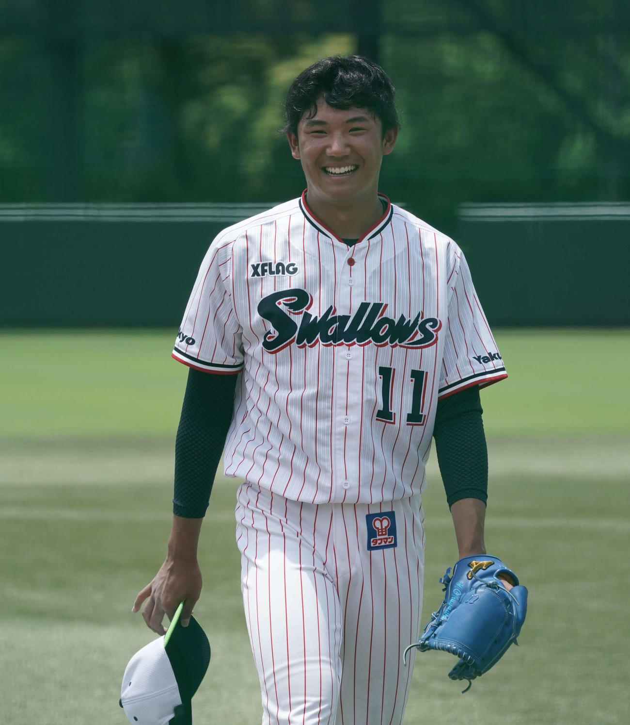 シート打撃を終え笑顔を見せるヤクルト奥川（球団提供）
