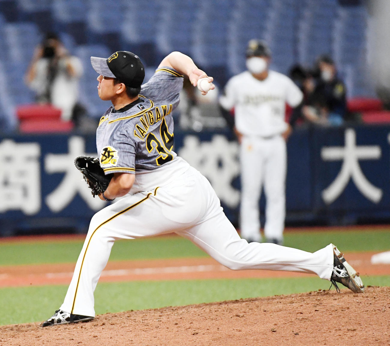 練習試合オリックス対阪神　阪神4番手の谷川昌希（撮影・前岡正明）