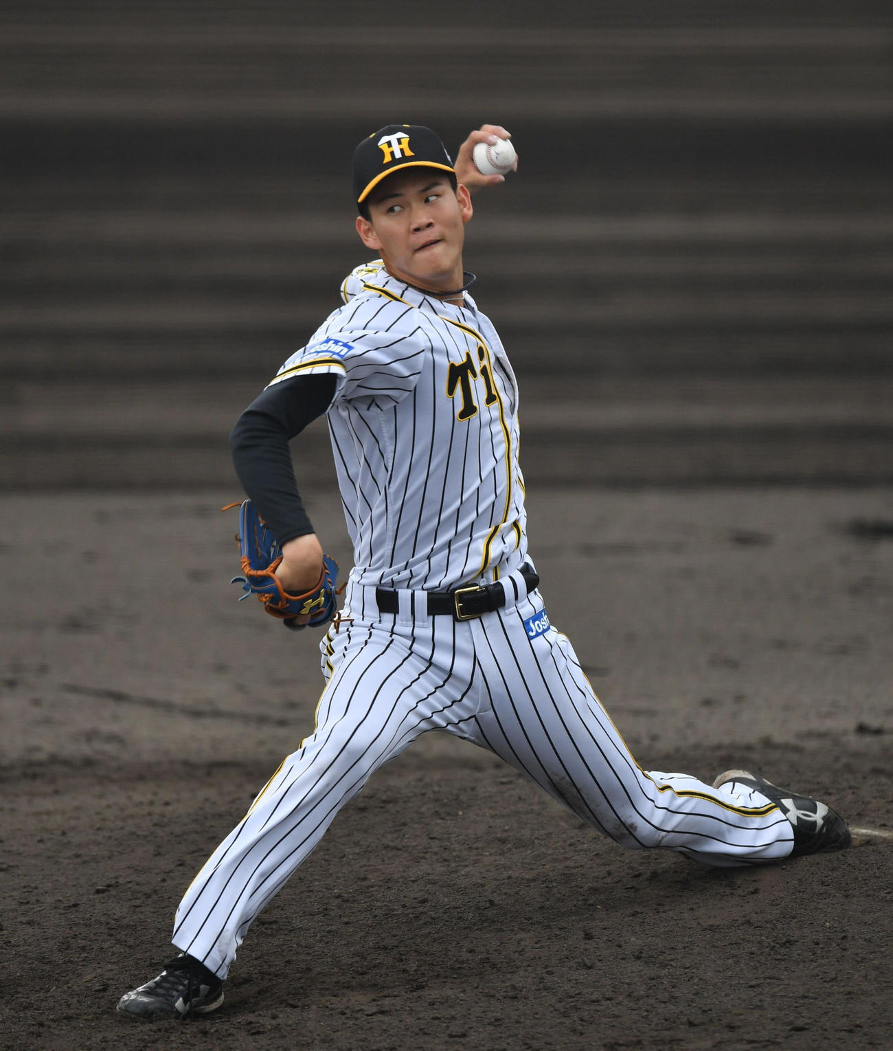 2軍阪神対BC高島　8回から2イニングに登板し1失点の阪神・及川雅貴（代表撮影）