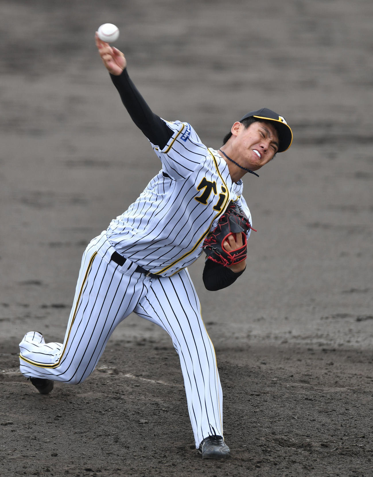 2軍阪神対BC高島　3回から登板し3イニングを1失点の阪神・西純（代表撮影）