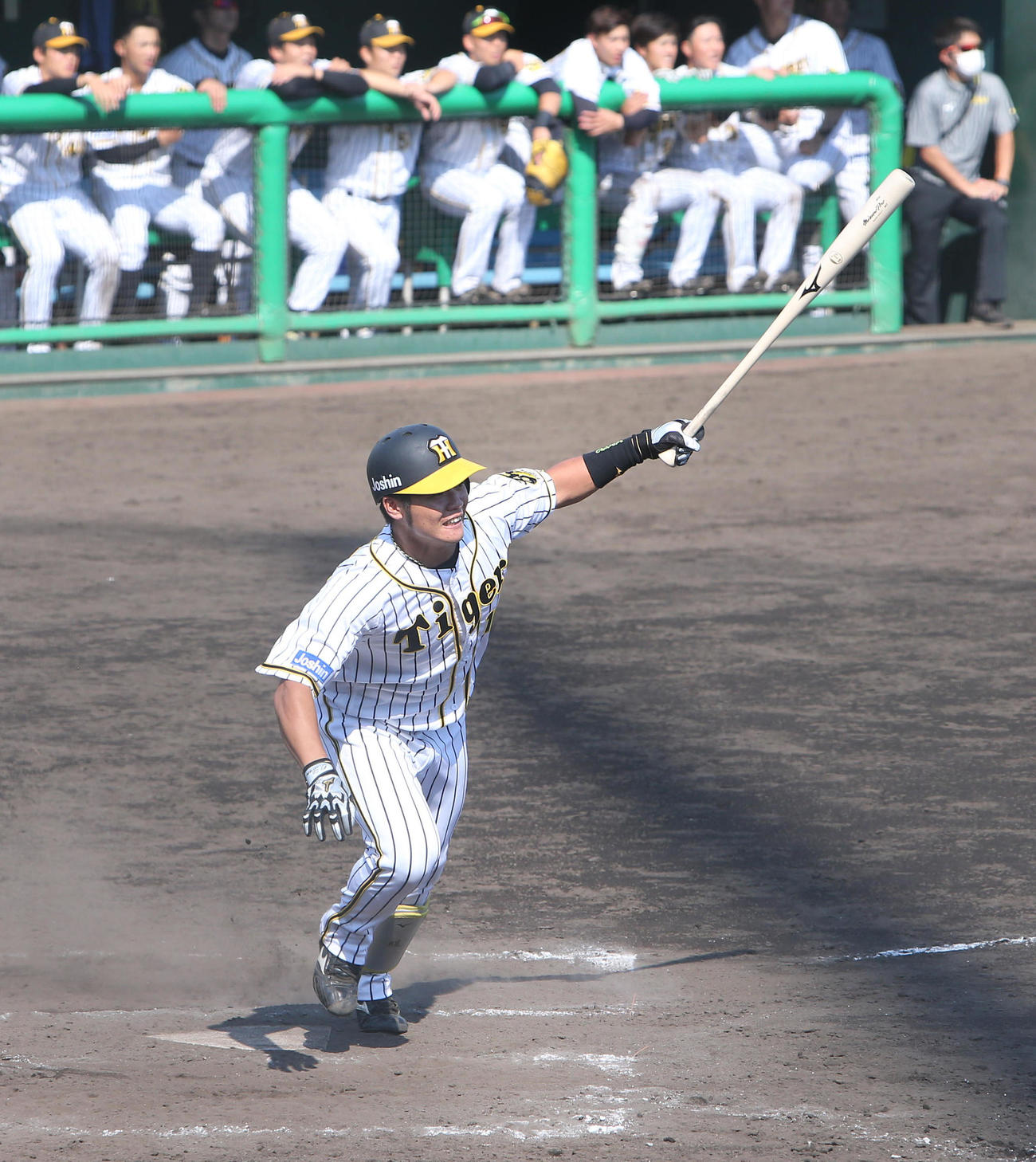 中日との2軍練習試合　9回、サヨナラ適時打を放つ小野寺