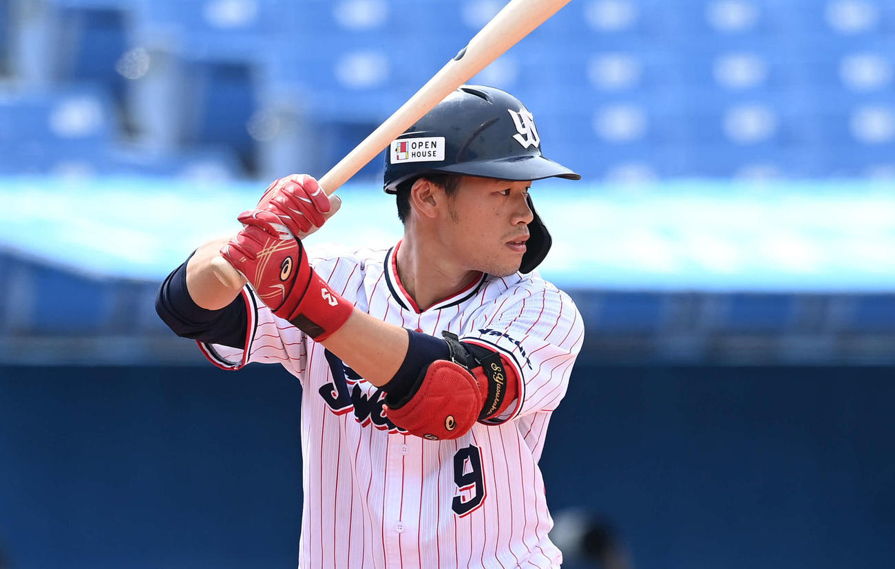 ヤクルト塩見泰隆（2020年6月3日撮影）