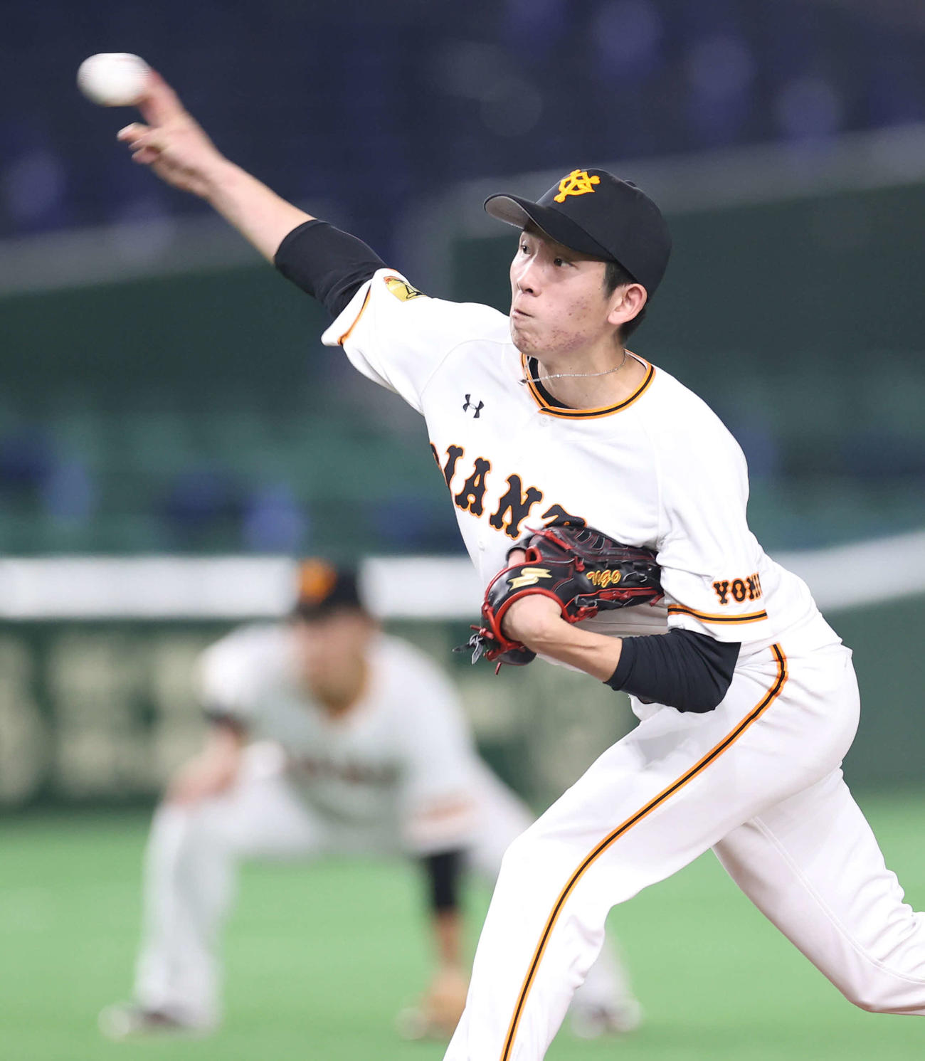 巨人対ロッテ　力投する巨人先発の戸郷（撮影・河野匠）