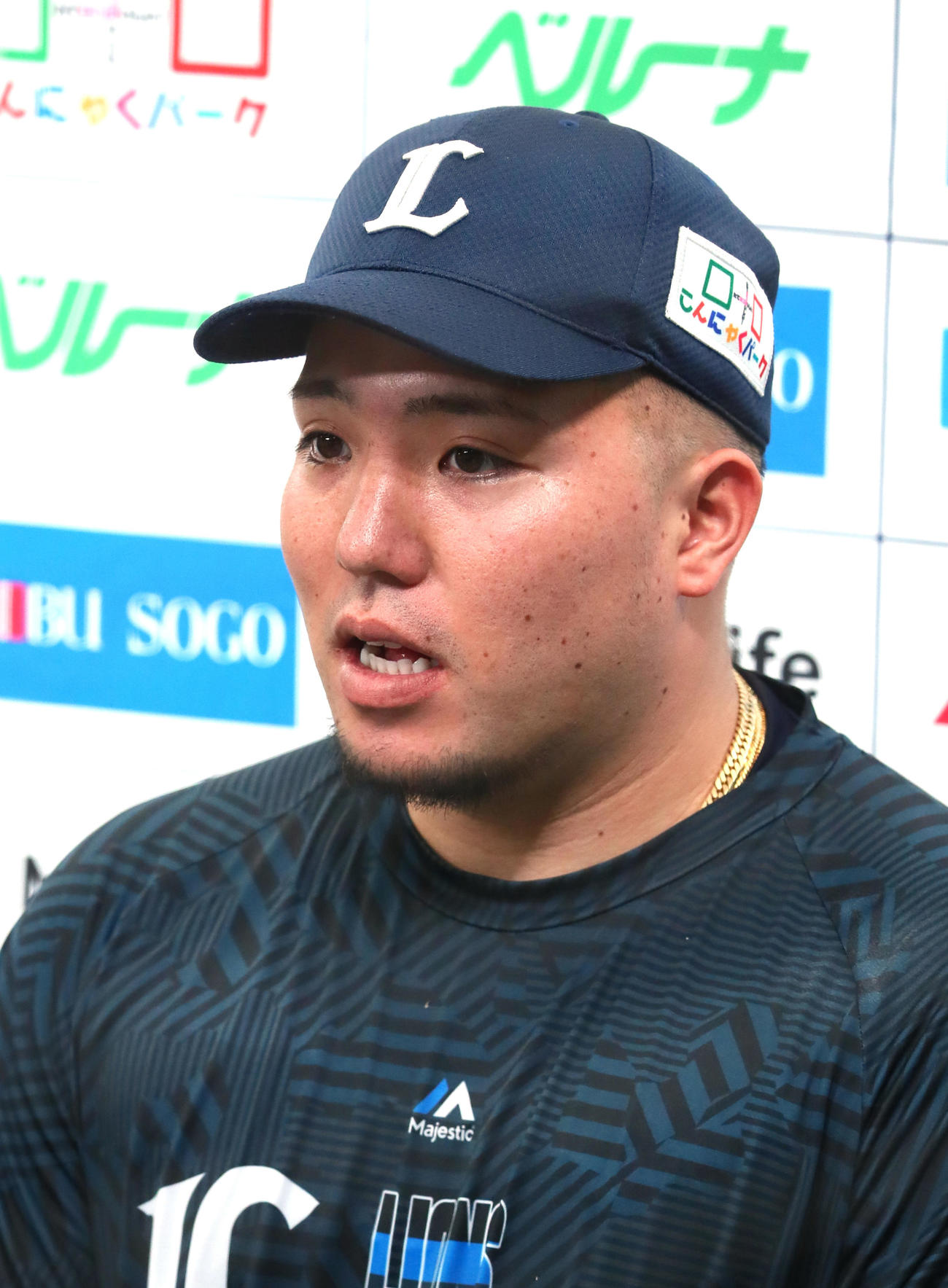 開幕戦への意気込みを語った西武山川（撮影・足立雅史）