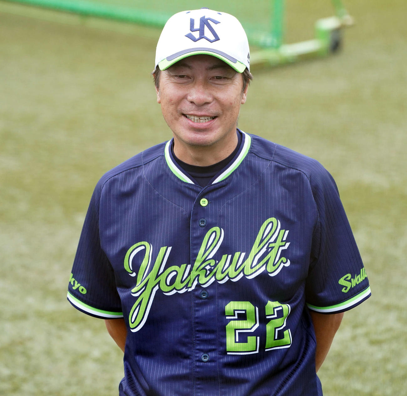 囲み取材で笑顔を見せるヤクルト高津監督（撮影・鈴木みどり）
