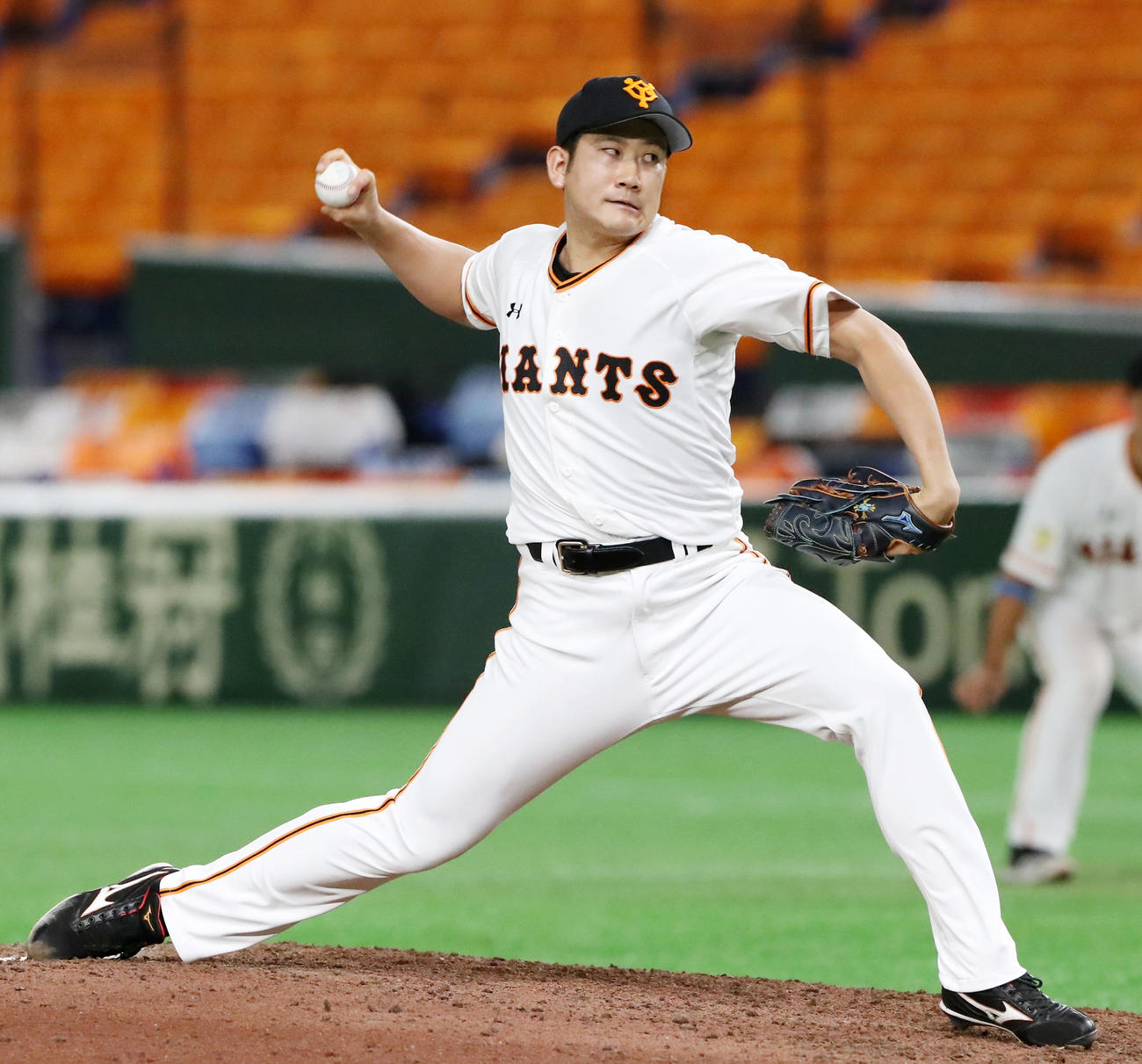 巨人対阪神　阪神戦に先発する菅野（撮影・加藤哉）