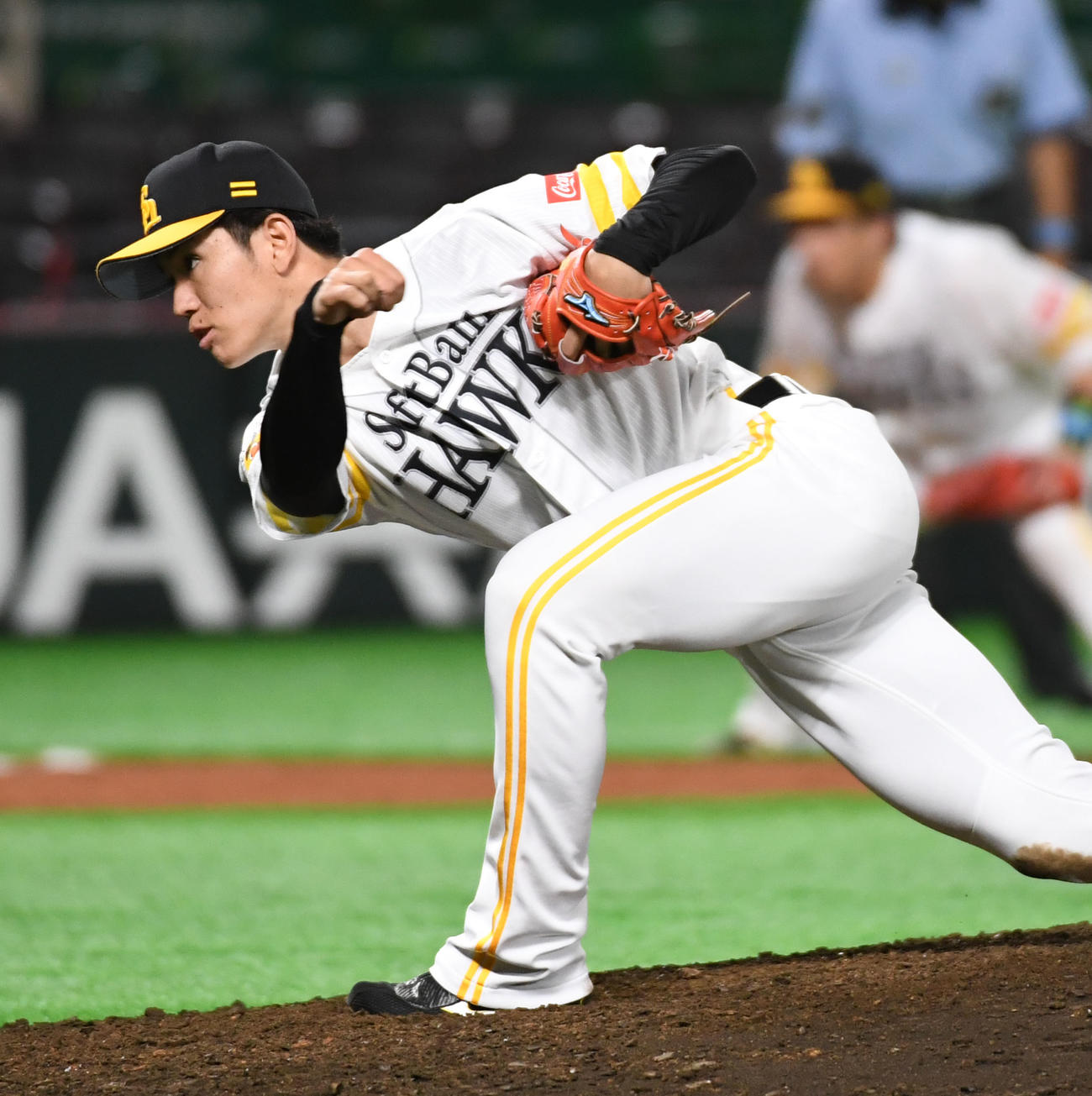 10回表を抑えたソフトバンク高橋礼（撮影・今浪浩三）