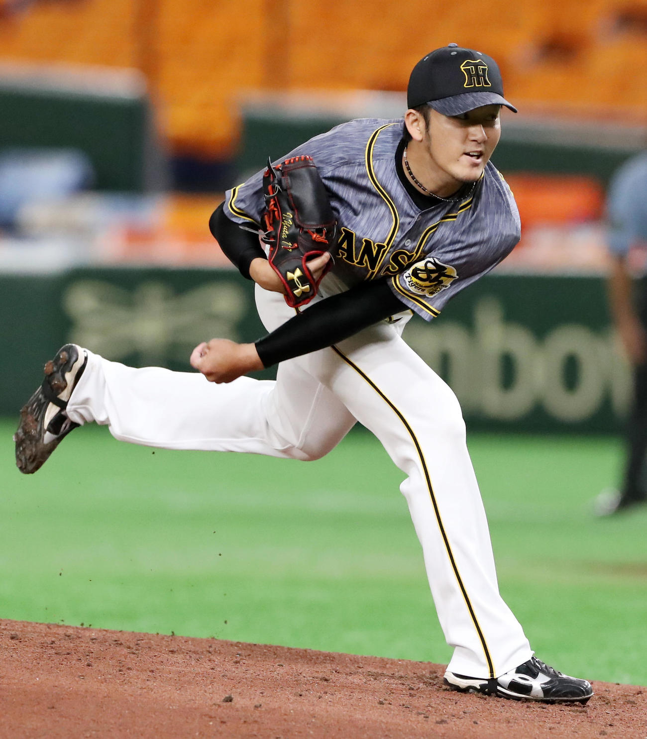 巨人対阪神　巨人戦に先発する岩貞（撮影・加藤哉）