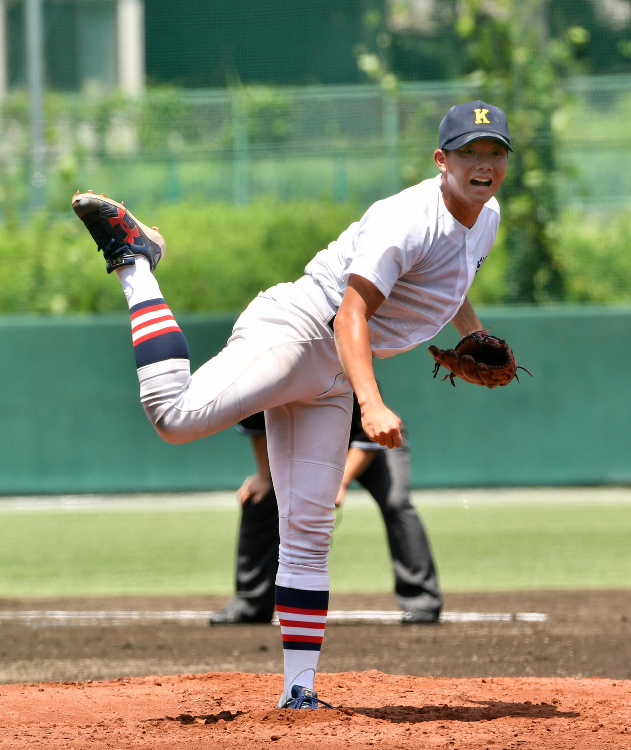 慶大対エイジェックオープン戦、2カ月ぶりの対外試合で2回を投げ3安打1失点の慶大・木沢、最速153キロを出した（撮影・柴田隆二）
