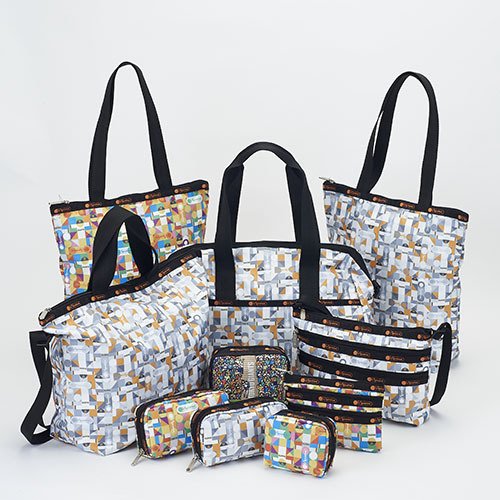 巨人がバッグブランド「LeSportsac」とコラボレーションしたトートバッグなど8アイテム（球団提供）