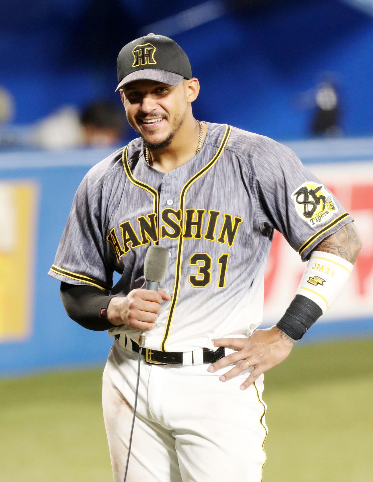 ヤクルト対阪神　ヒーローインタビューを受けるマルテ（撮影・加藤哉）