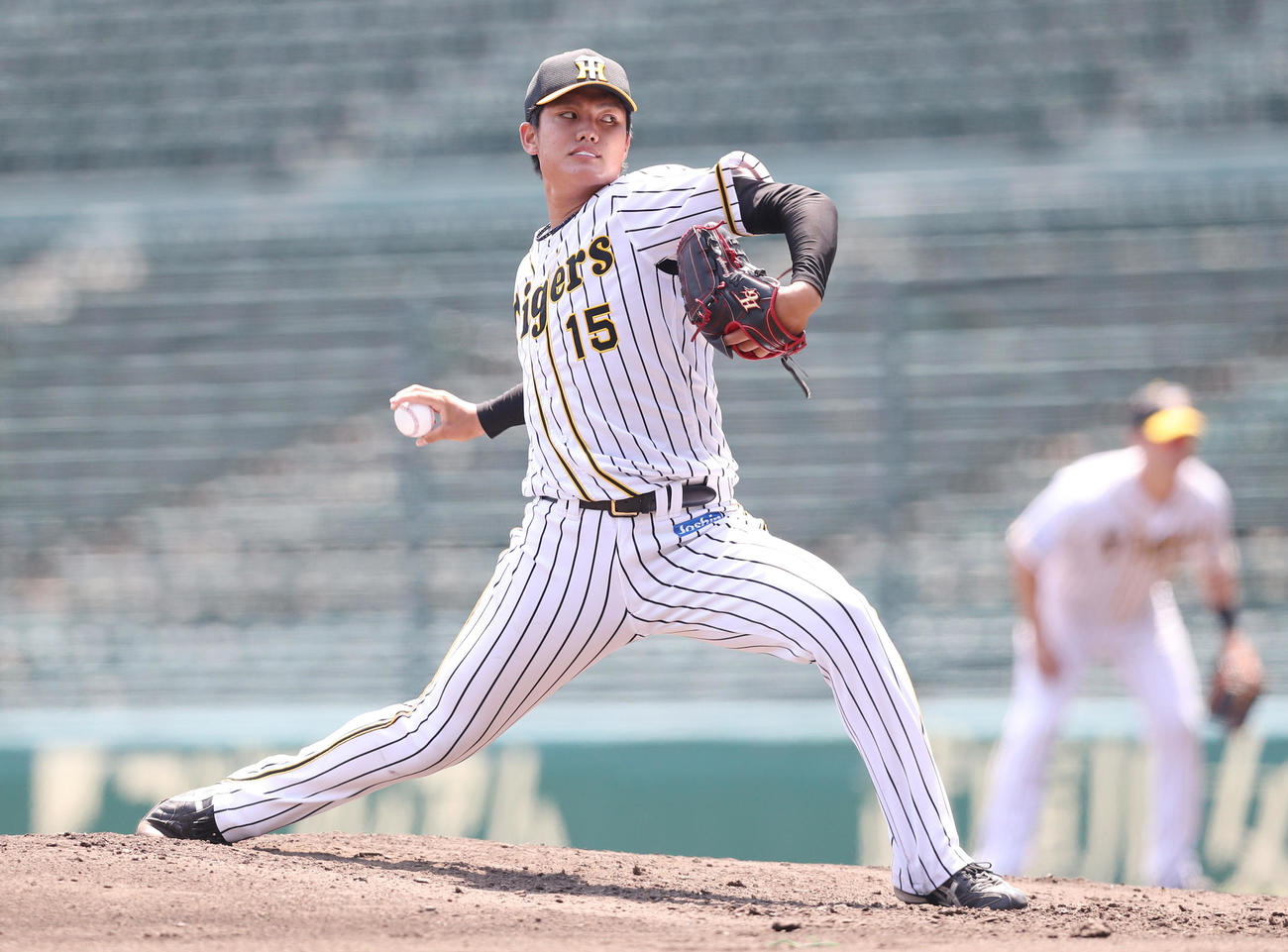 ウエスタン・リーグ　阪神対オリックス　4回から阪神2番手で登板する西純（撮影・前田充）