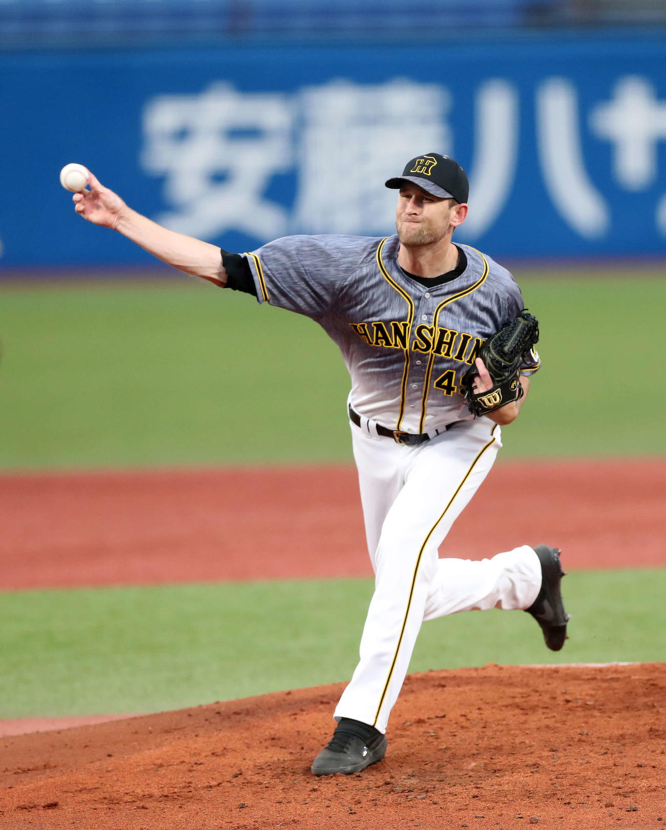 ヤクルト対阪神　先発し力投する阪神ガンケル（撮影・鈴木正人）