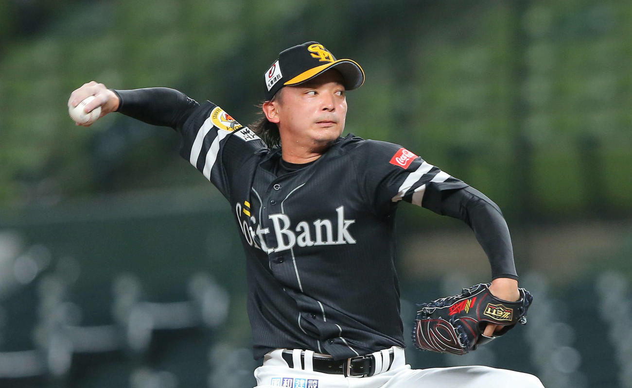 西武対ソフトバンク　ソフトバンク先発の東浜（撮影・河田真司）