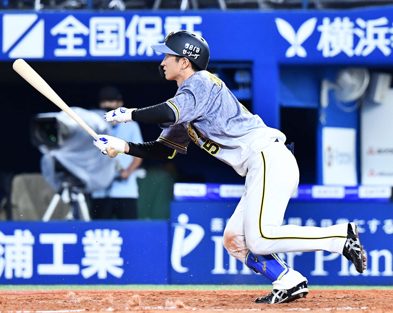 28日DeNA戦の5回、一ゴロに倒れる近本光司