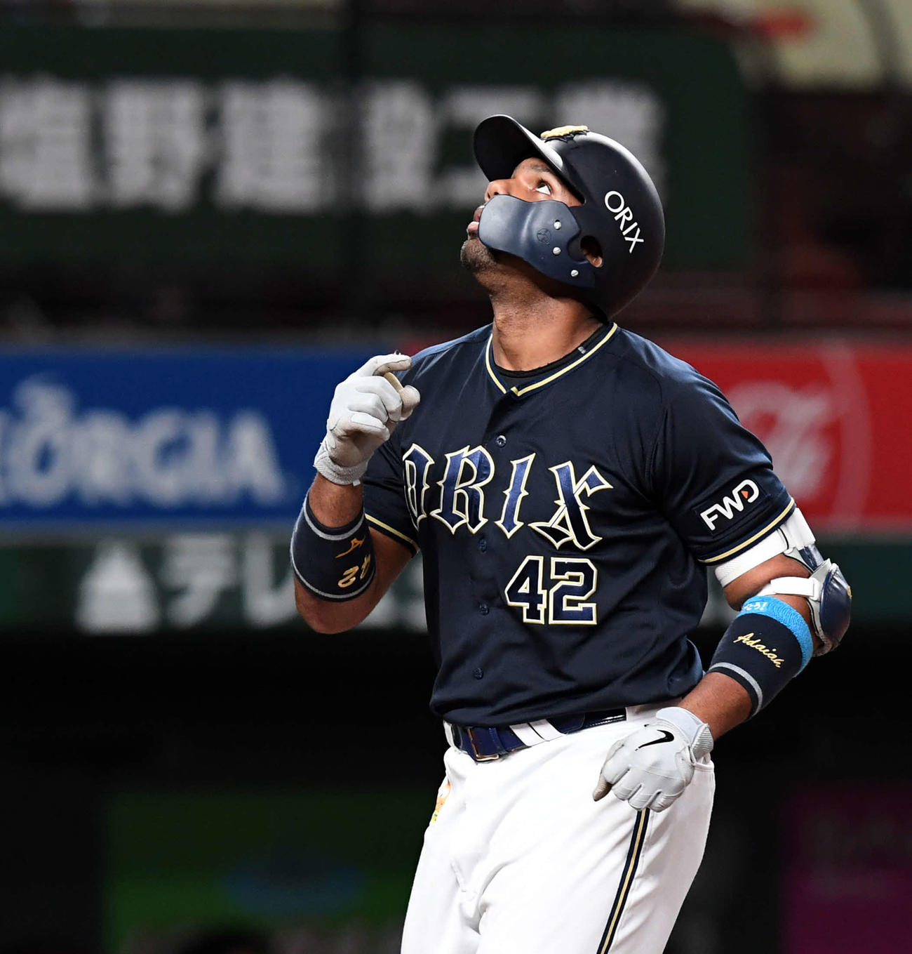 西武対オリックス　7回表オリックス無死二塁、左越えに2点本塁打を放ったロドリゲス（撮影・たえ見朱実）