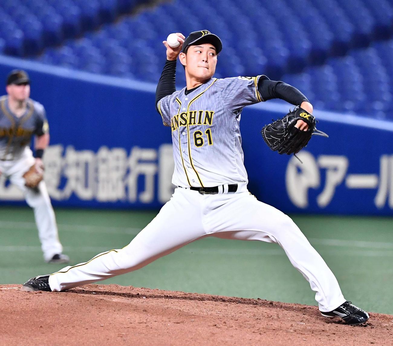中日対阪神　阪神4番手の望月惇志（撮影・上田博志）