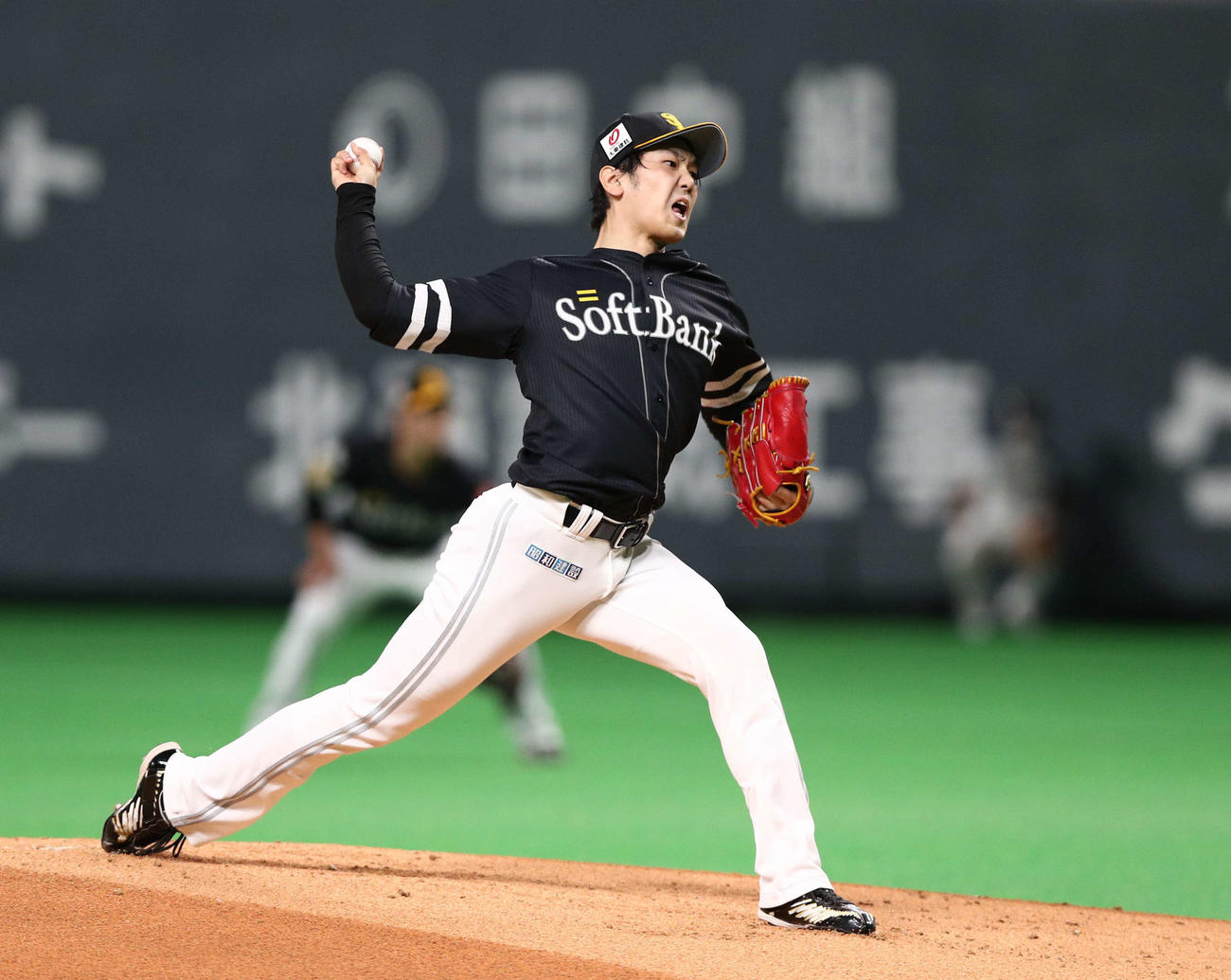 日本ハム対ソフトバンク　ソフトバンク先発の石川（撮影・黒川智章）